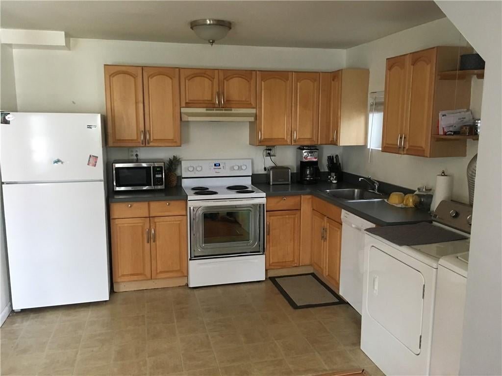 1 of 1 - 235-237 Sommerville Place, Yonkers, NY