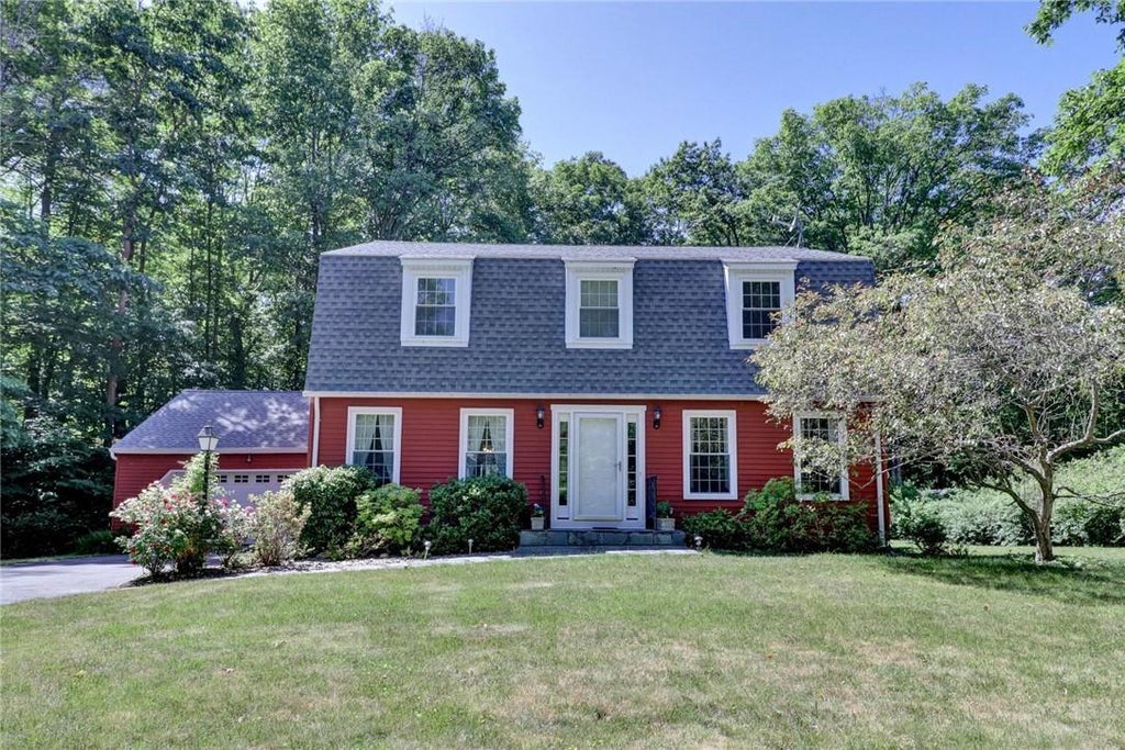 1 of 1 - 7 Hudson Drive, Hyde Park, NY
