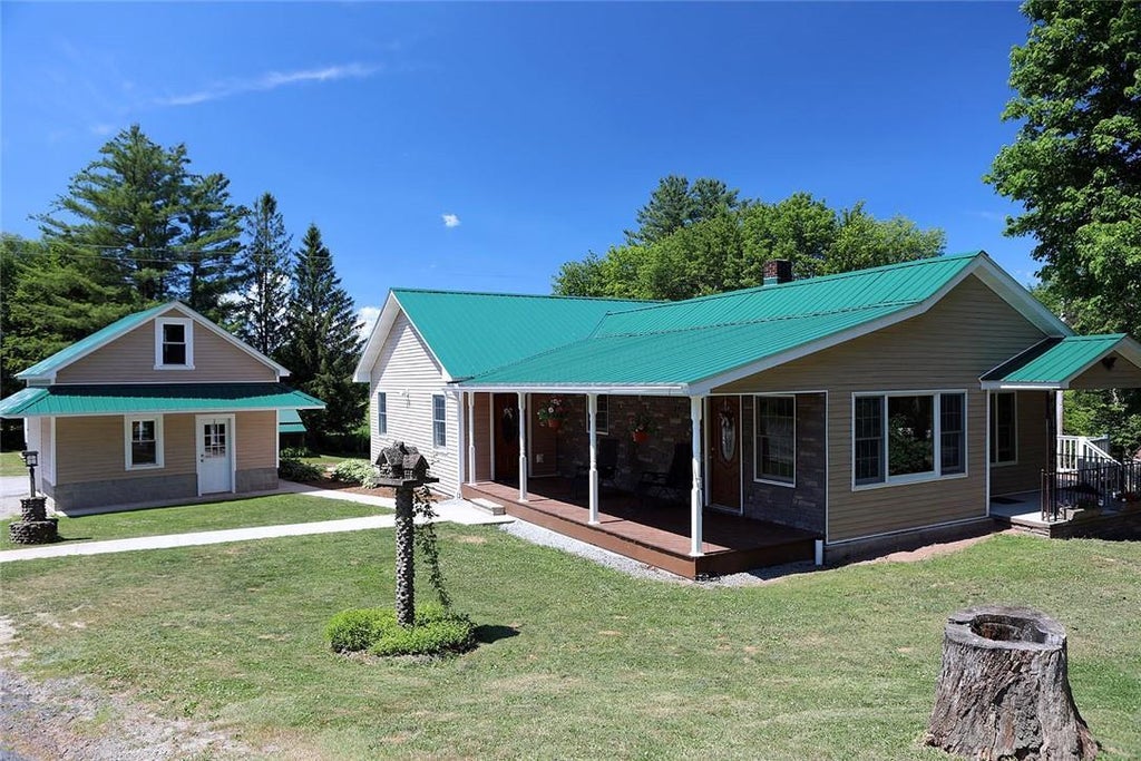 1 of 1 - 1 Dewitts Flats Road, Jeffersonville, NY