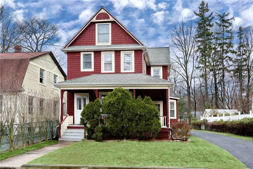 1 of 1 - 49 Riverside Drive, Suffern, NY