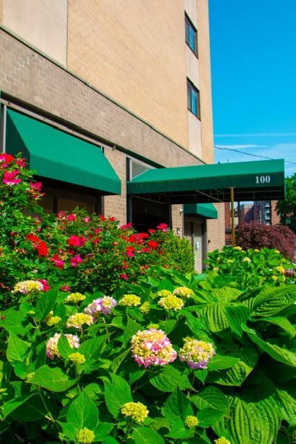 1 of 1 - 100 Hartsdale Avenue # Mlw, Hartsdale, NY
