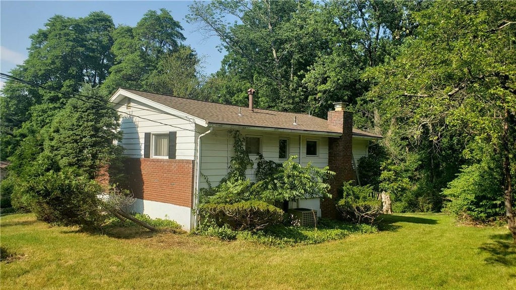 1 of 1 - 14 Pine Road, Monsey, NY