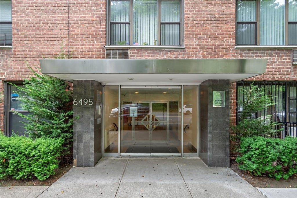 1 of 1 - 6495 Broadway # 5m, Bronx, NY