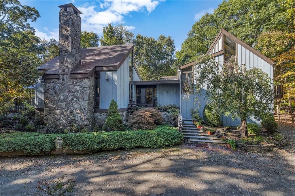 1 of 1 - 71 Mountain Road, Pleasant Valley, NY
