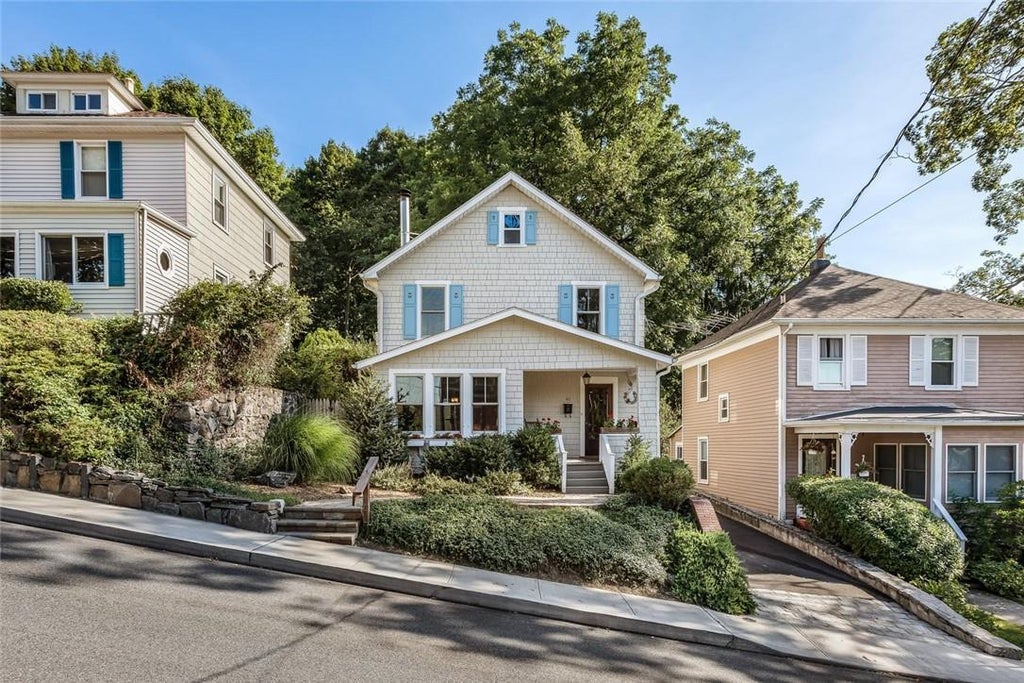 1 of 1 - 62 Farrington Road, Croton-on-Hudson, NY