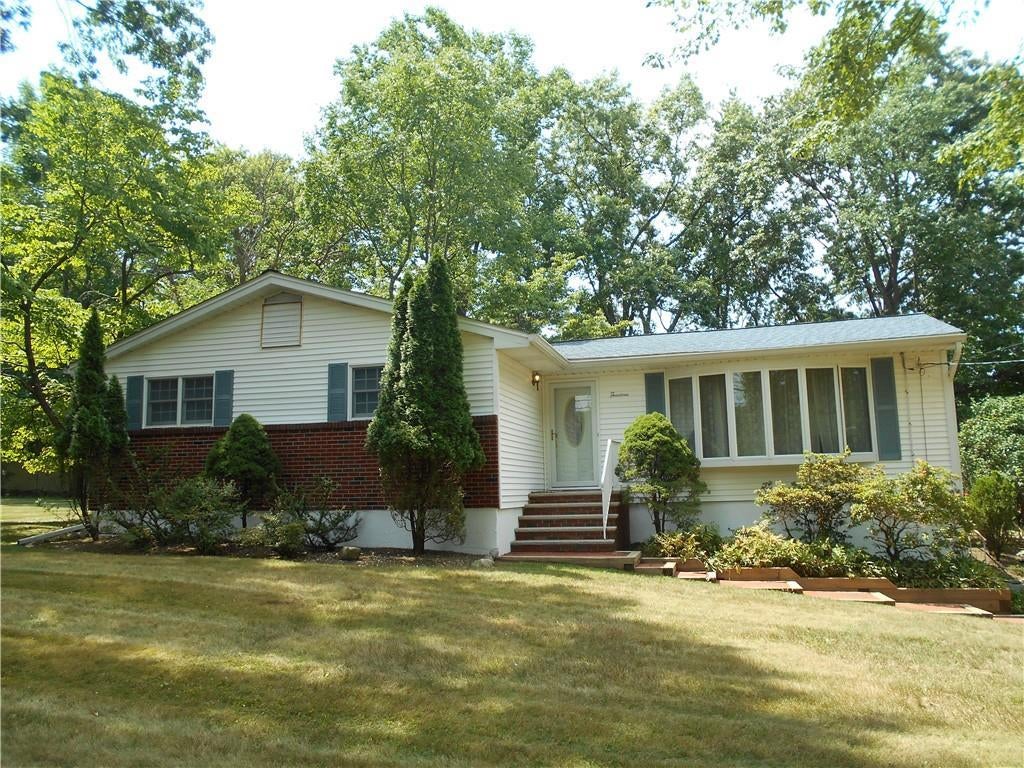 1 of 1 - 14 Summit Road, Chestnut Ridge, NY