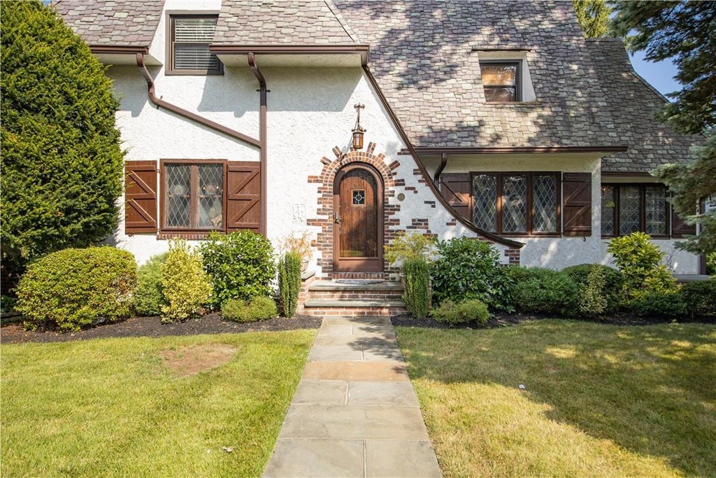 1 of 1 - 63 Frederick Place, Mount Vernon, NY