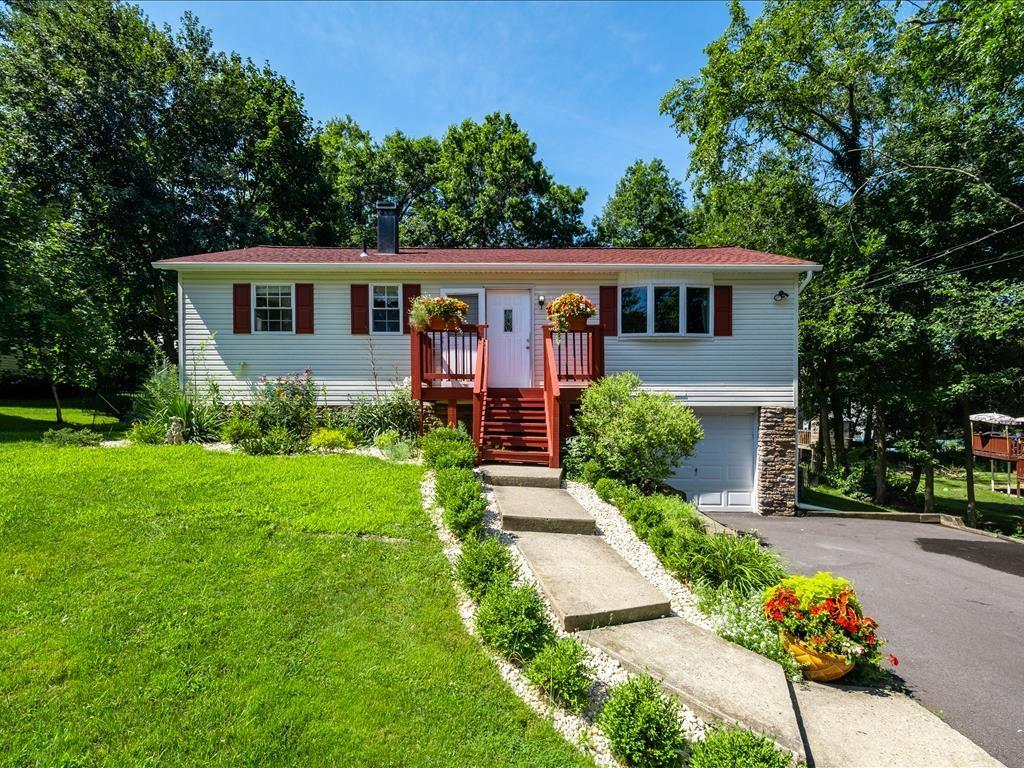 1 of 1 - 62 Orchard Lake Drive, Monroe, NY