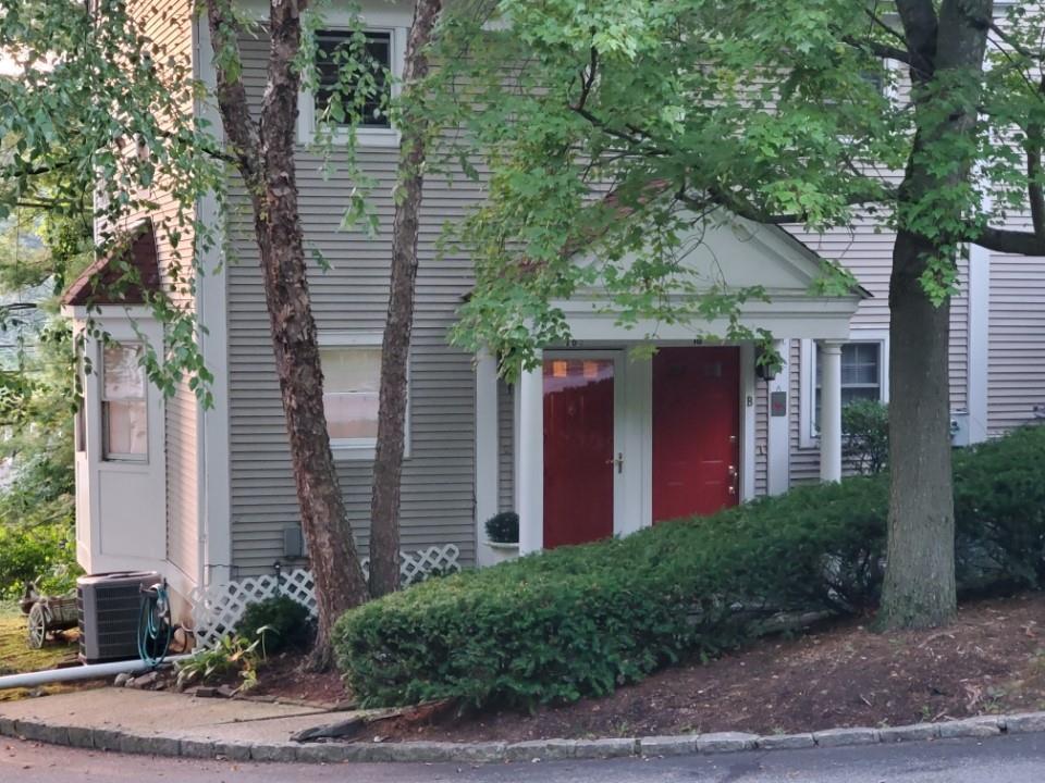 1 of 1 - 16 Highland Avenue, Chappaqua, NY