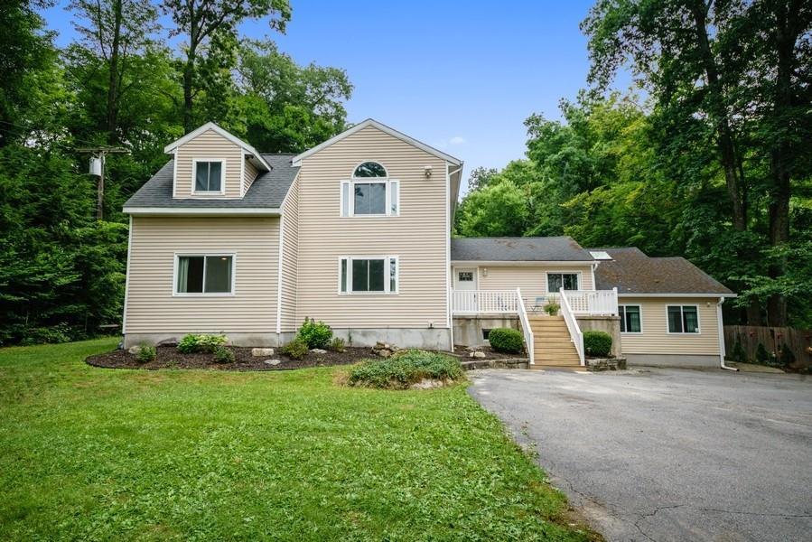 1 of 1 - 168 Route 118, Yorktown Heights, NY