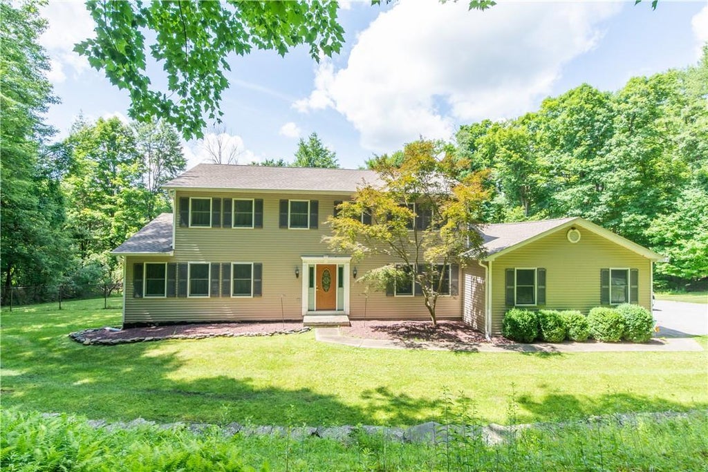 1 of 1 - 158 Rick Way, Chester, NY