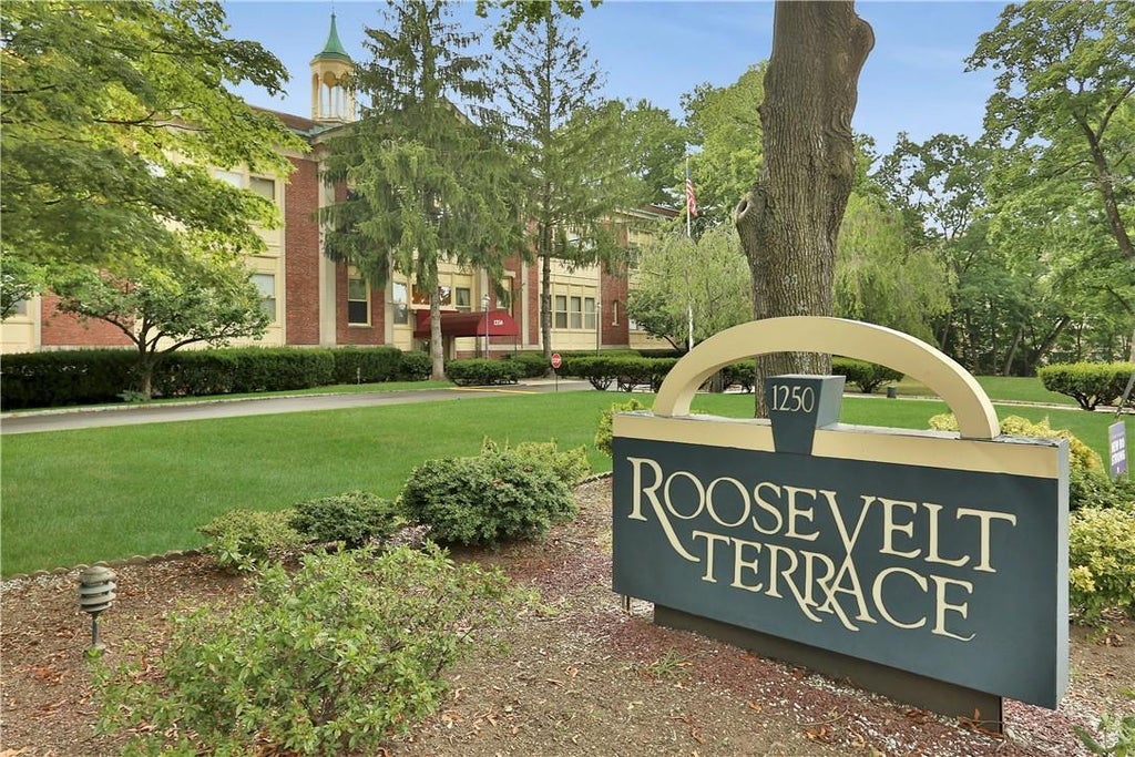 1 of 1 - 1250 North Avenue # 310, New Rochelle, NY