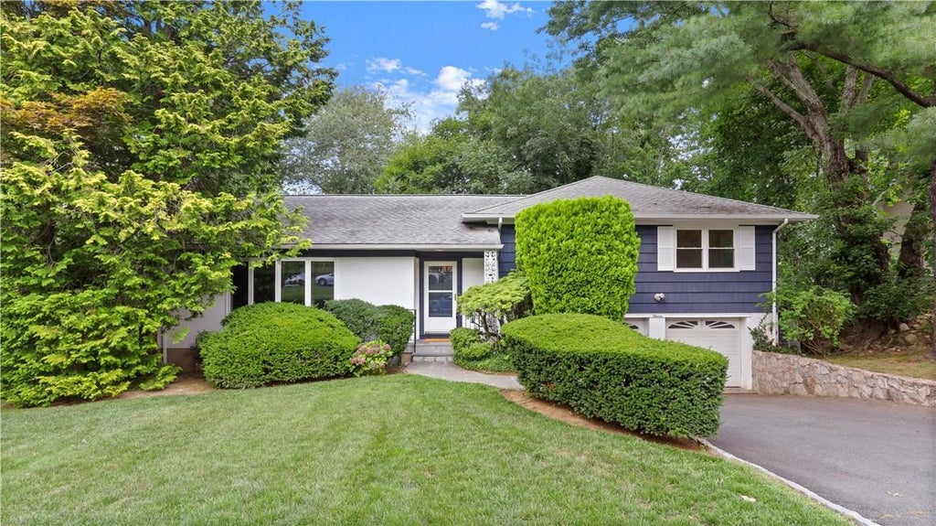 1 of 1 - 11 Windingwood Road, Rye Brook, NY