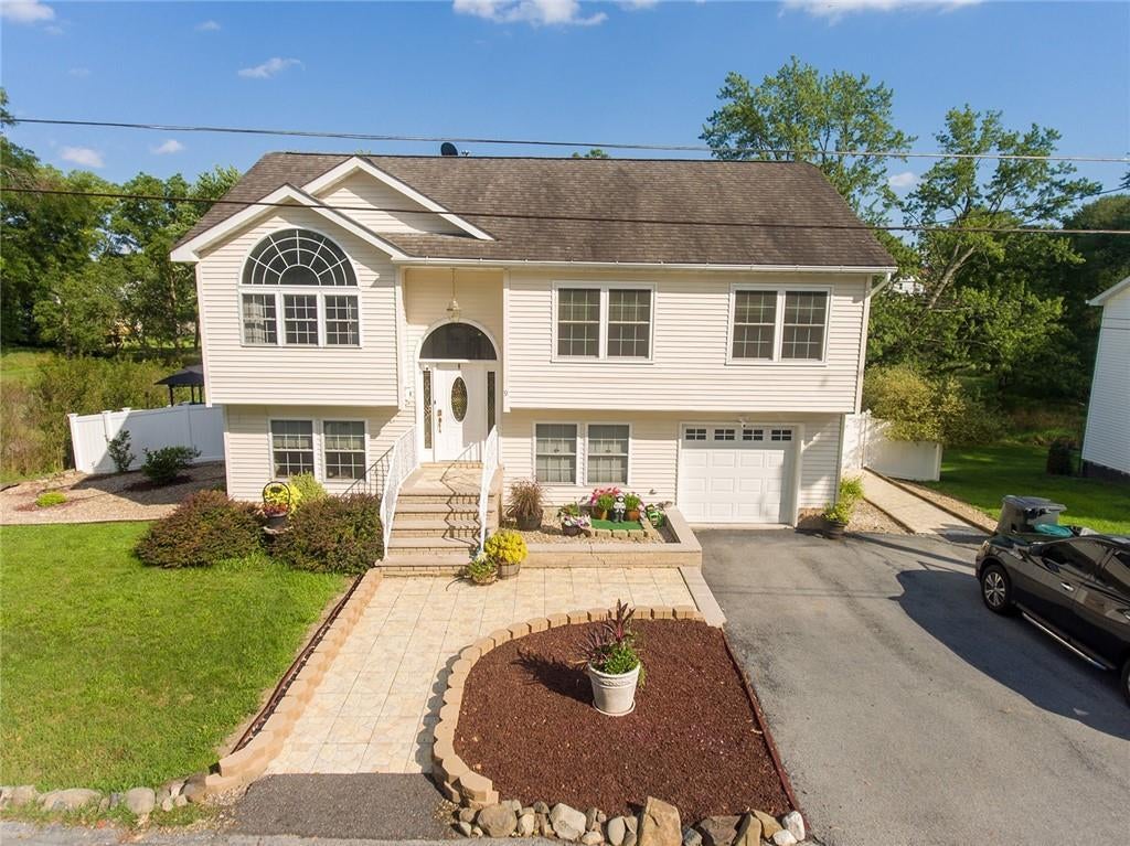 1 of 1 - 9 Ashland Avenue, Middletown, NY