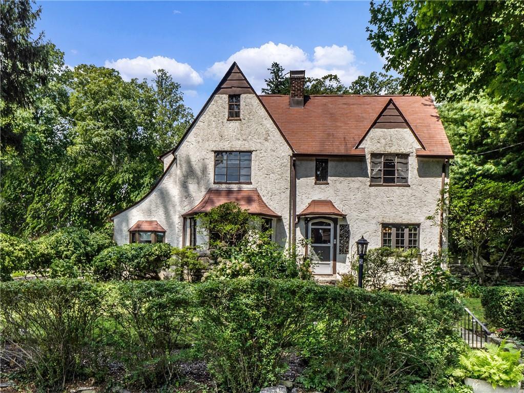 1 of 1 - 5 Lynwood Road, Scarsdale, NY