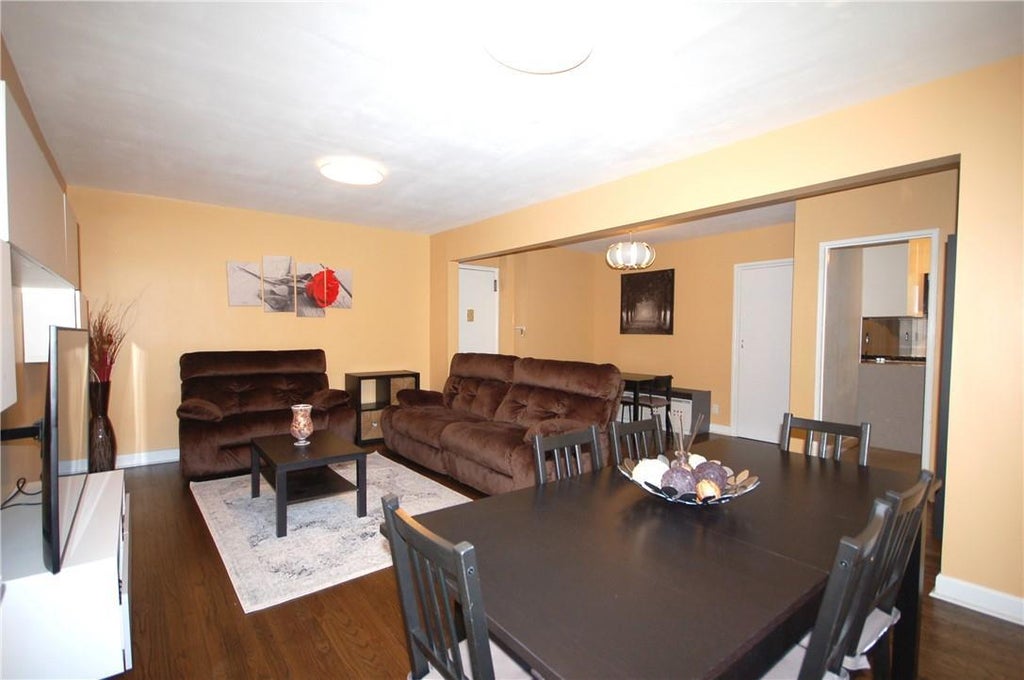 1 of 1 - 708 Palmer # 1e, Mamaroneck, NY