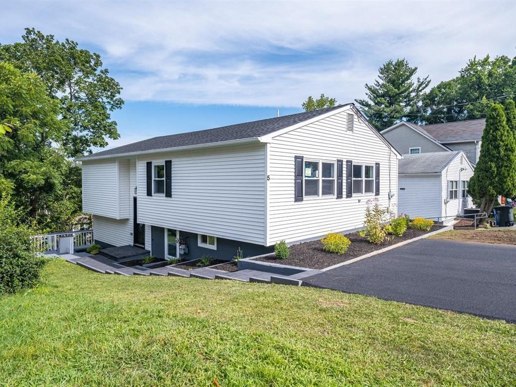 1 of 1 - 5 Pine St., Middletown, NY