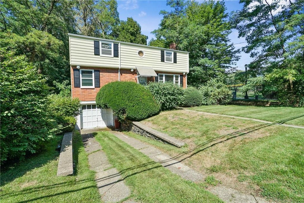 1 of 1 - 13 St Eleanoras Lane, Tuckahoe, NY