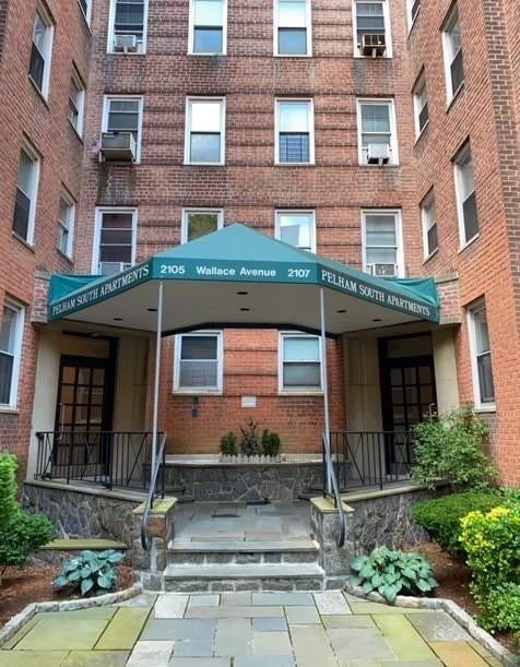 1 of 1 - 2107 Wallace Avenue # 6d, Bronx, NY