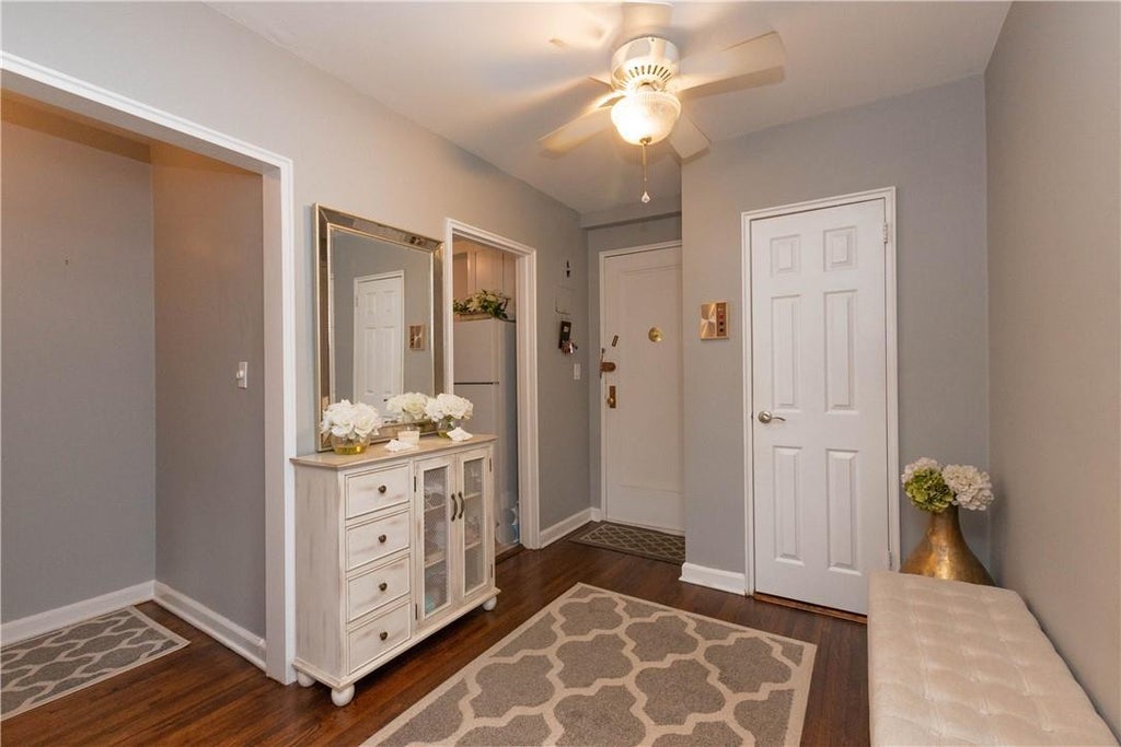 1 of 1 - 142 Garth Road 5i, Scarsdale, NY