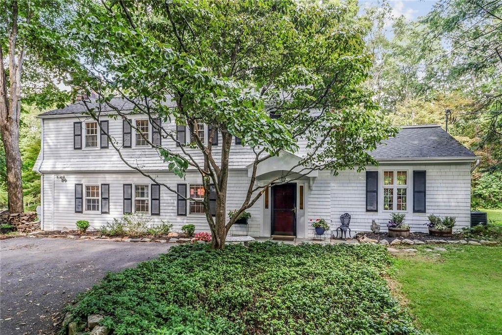 1 of 1 - 155 Ridgefield Avenue, South Salem, NY