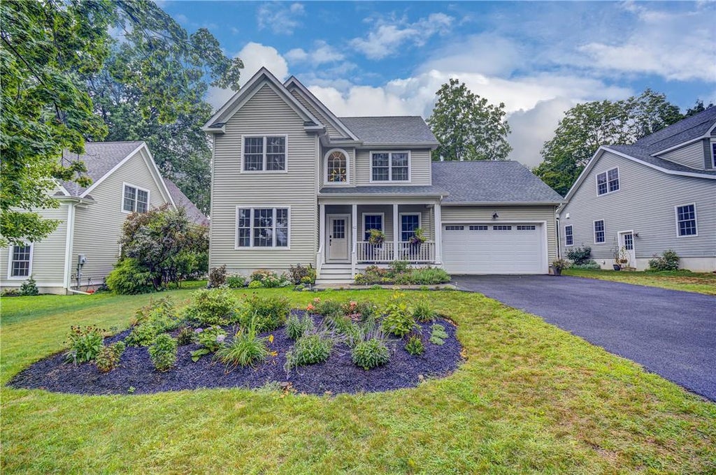 1 of 1 - 62 Lincoln Avenue, Beacon, NY