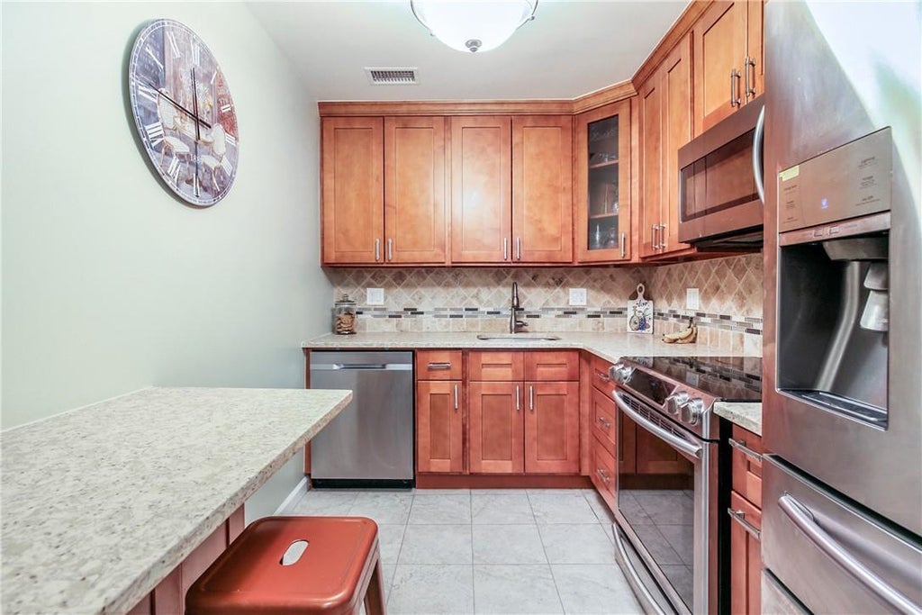 1 of 1 - 111 Dehaven Drive # 324, Yonkers, NY