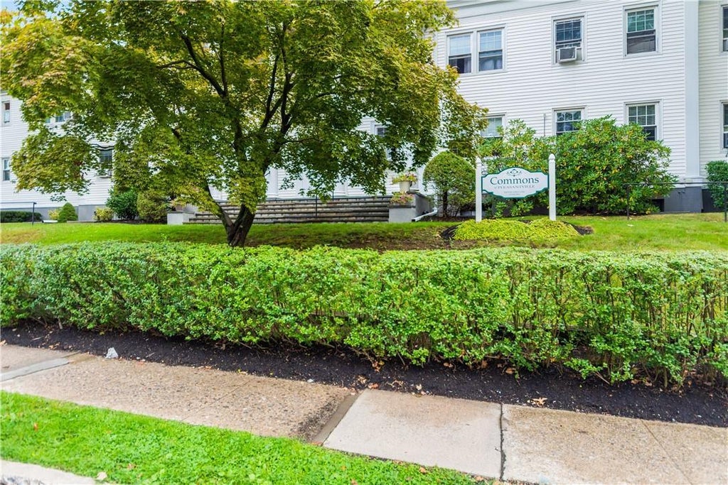 1 of 1 - 290 Manville Road N3, Pleasantville, NY