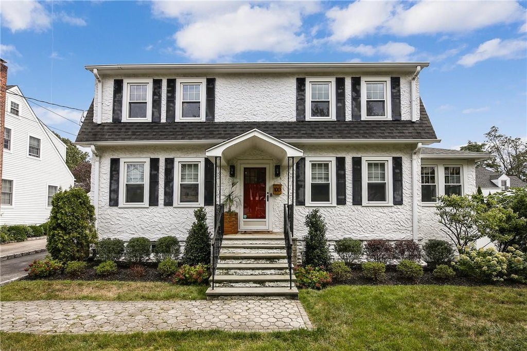 1 of 1 - 100 Bradley Road, Scarsdale, NY