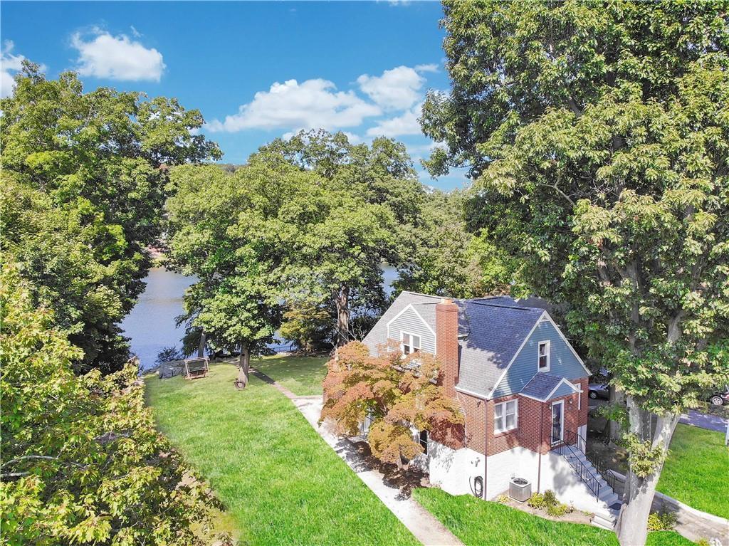 1 of 1 - 21 Point Drive, Lake Peekskill, NY