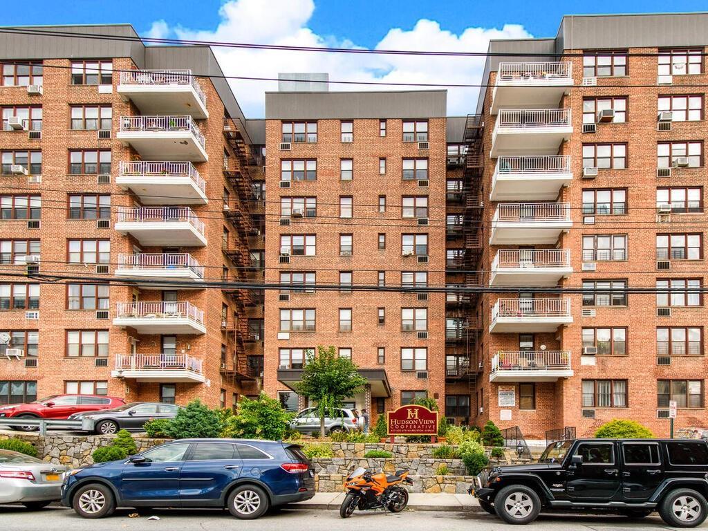 1 of 1 - 632 Warburton Avenue # 4l, Yonkers, NY