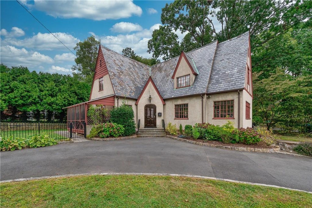 1 of 1 - 30 Iroquois Road, Yonkers, NY