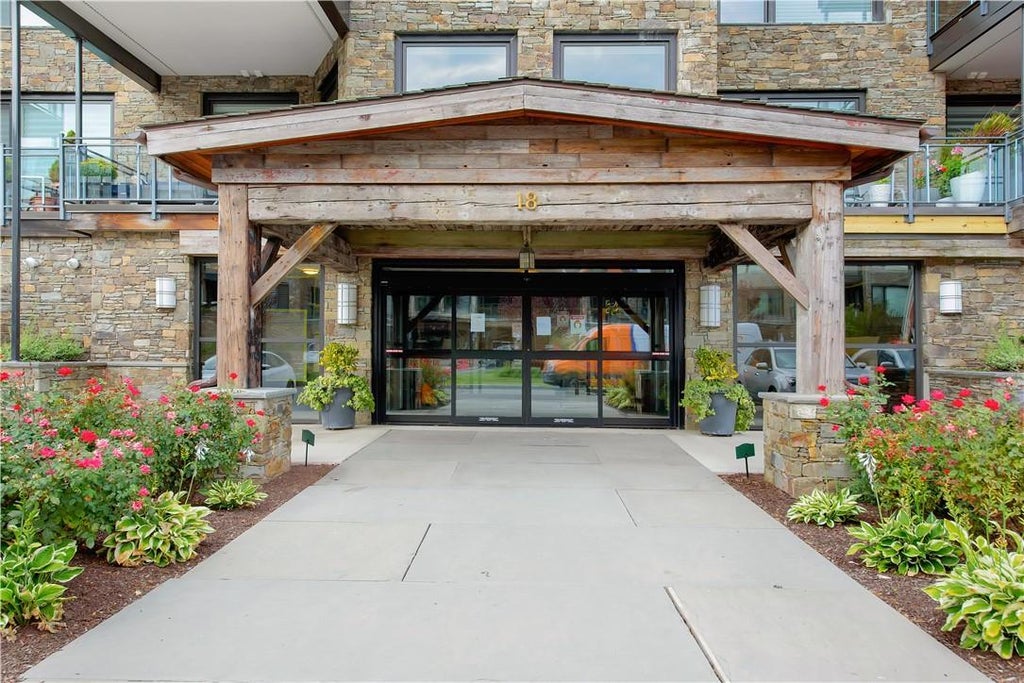 1 of 1 - 18 Rivers Edge Drive # 205, Tarrytown, NY