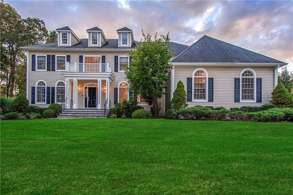 1 of 1 - 1583 Fox Tail Lane, Yorktown Heights, NY