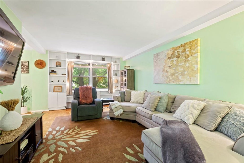 1 of 1 - 5500 Fieldston Road 2ff, Bronx, NY