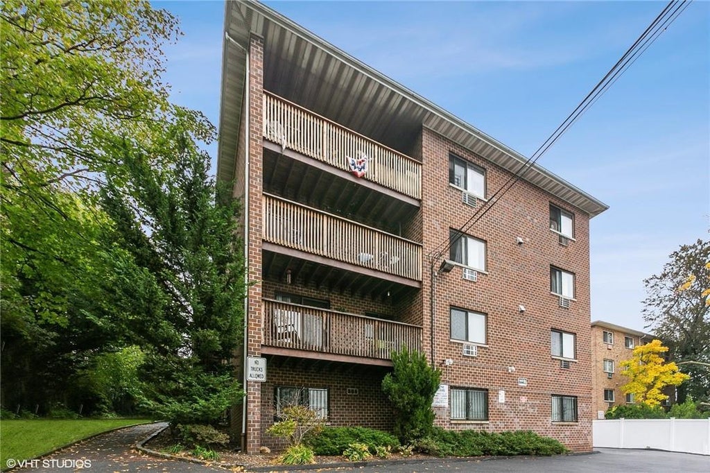 1 of 1 - 332 Palisade Avenue # B3, Yonkers, NY