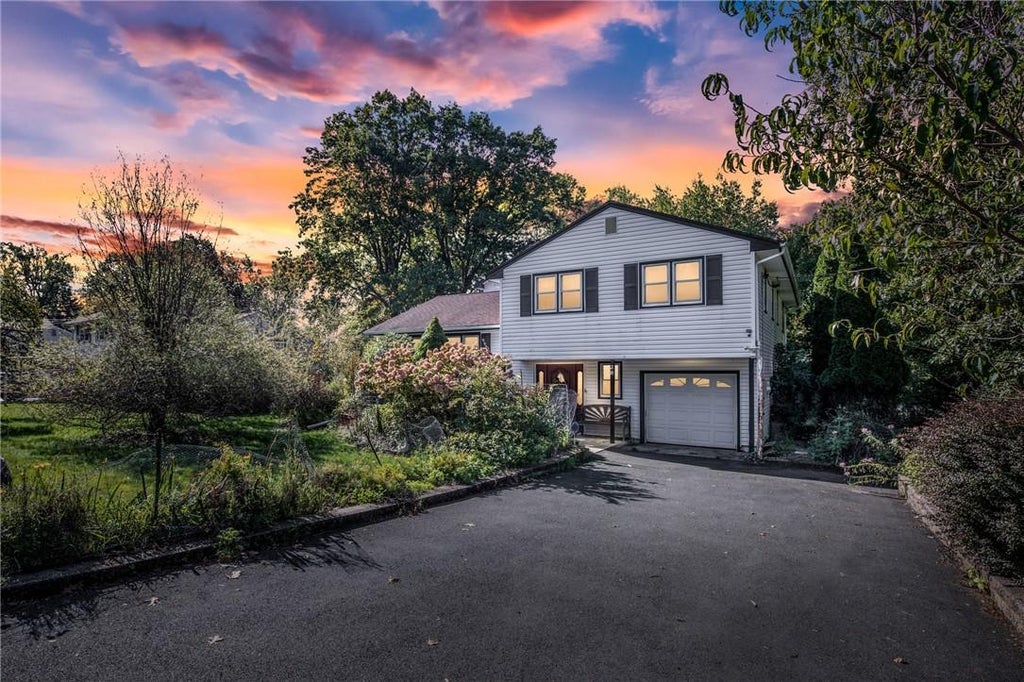 1 of 1 - 28 Monsey Heights Road, Airmont, NY