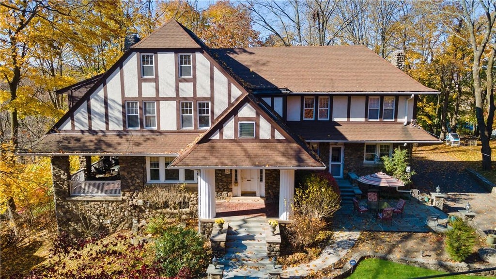 1 of 1 - 13 Chadwick Road, White Plains, NY