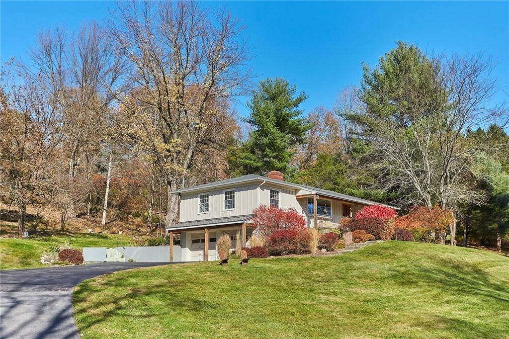 1 of 1 - 9 Kerr Road, Rhinebeck, NY