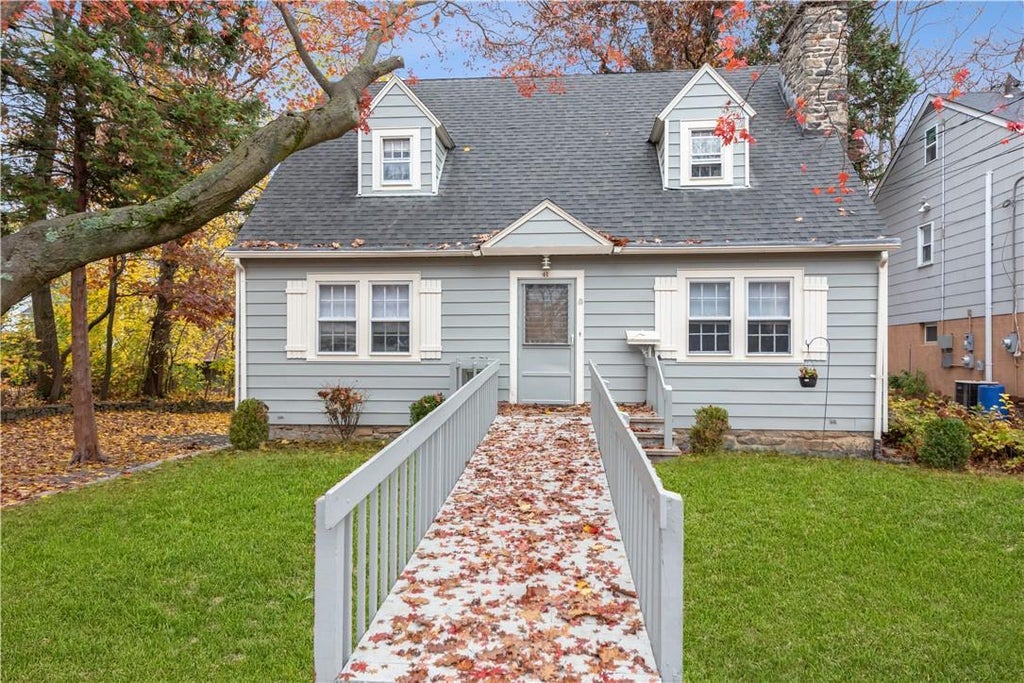 1 of 1 - 41 Bryn Mawr Place, Yonkers, NY