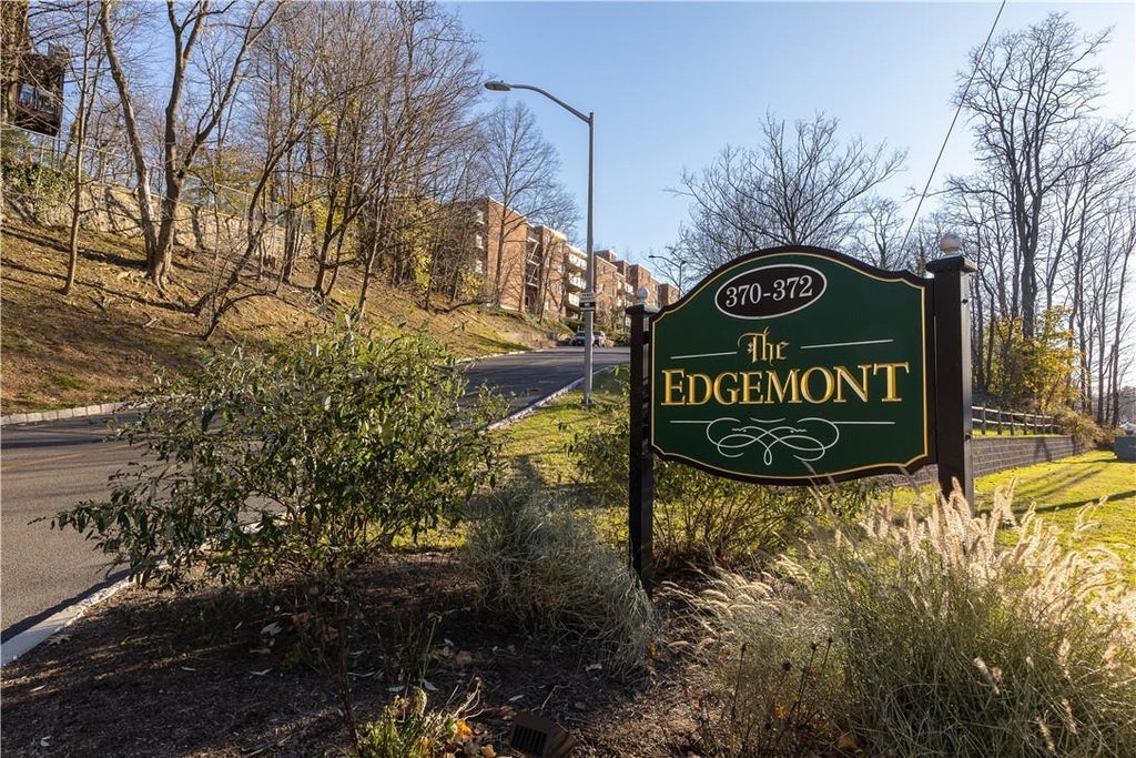1 of 1 - 372 Central Park Avenue # 2r, Scarsdale, NY