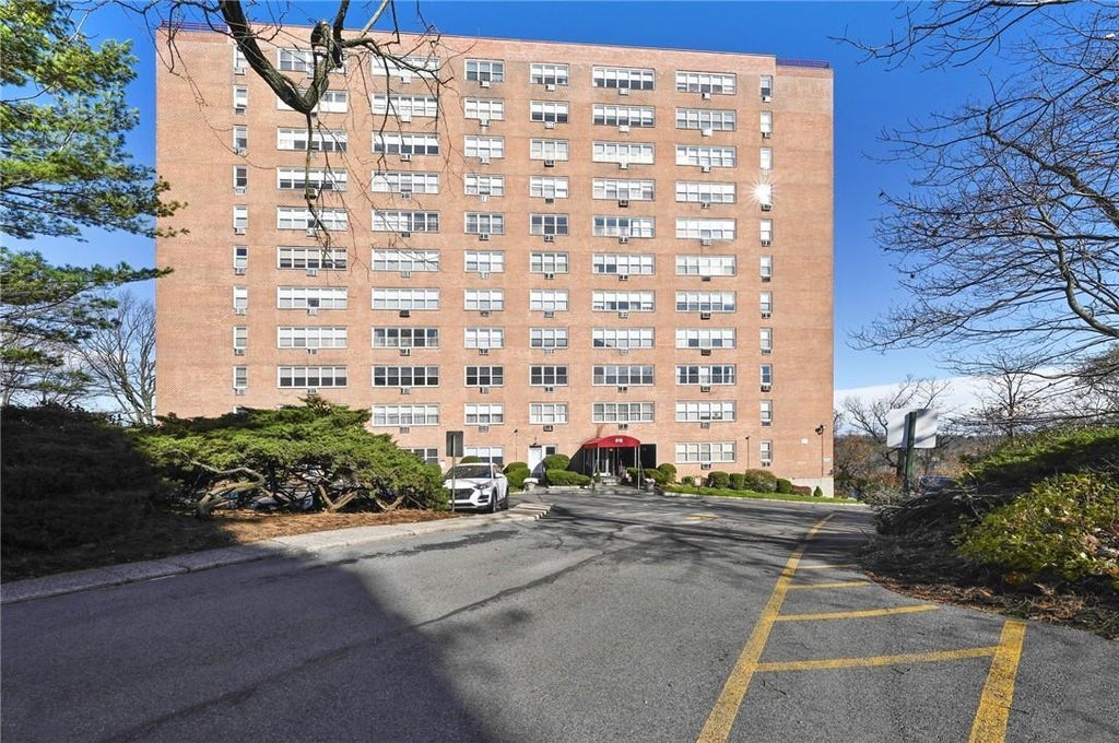 1 of 1 - 615 Palmer Road 905, Yonkers, NY