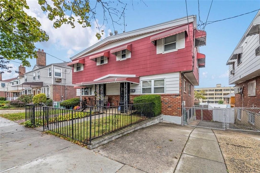 1 of 1 - 2534 Tiemann Avenue, Bronx, NY