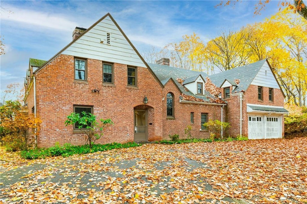 1 of 1 - 39 Loockerman, Poughkeepsie, NY