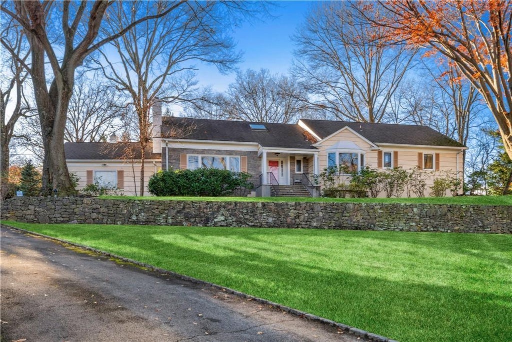 1 of 1 - 24 Colonial Road, White Plains, NY