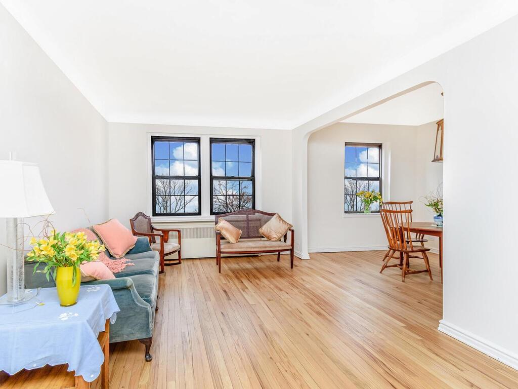 1 of 1 - 178 Garth Road 6l, Scarsdale, NY
