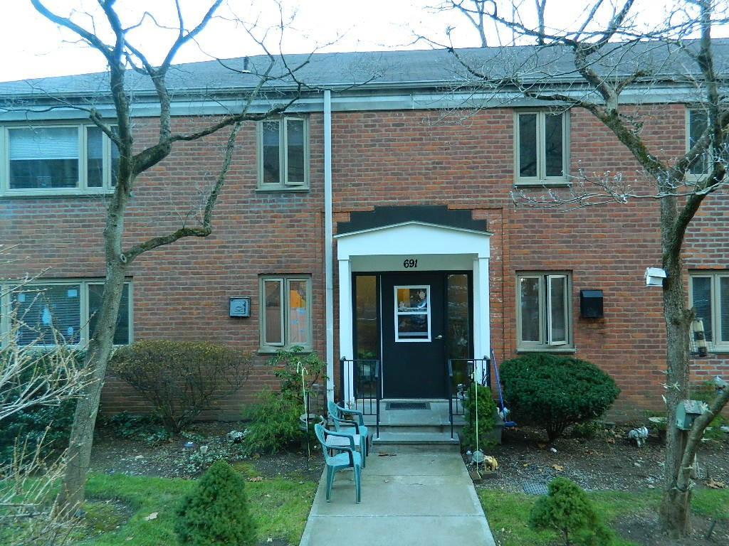 1 of 1 - 691 Hillside Avenue # C, White Plains, NY