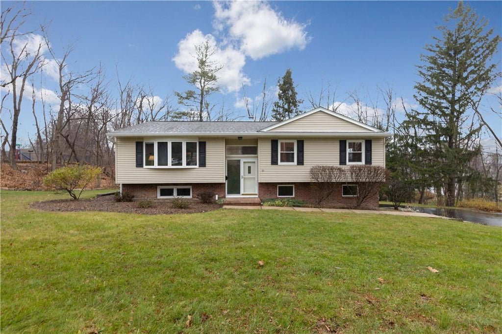 1 of 1 - 10 Robert Place, Nanuet, NY