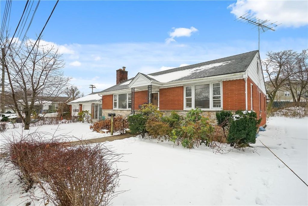 1 of 1 - 40 Montgomery Avenue, Yonkers, NY