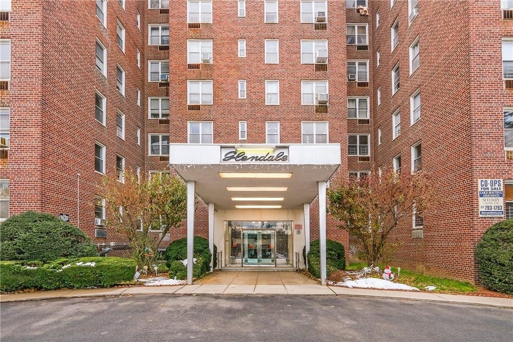 1 of 1 - 125 Bronx River Road 2h, Yonkers, NY